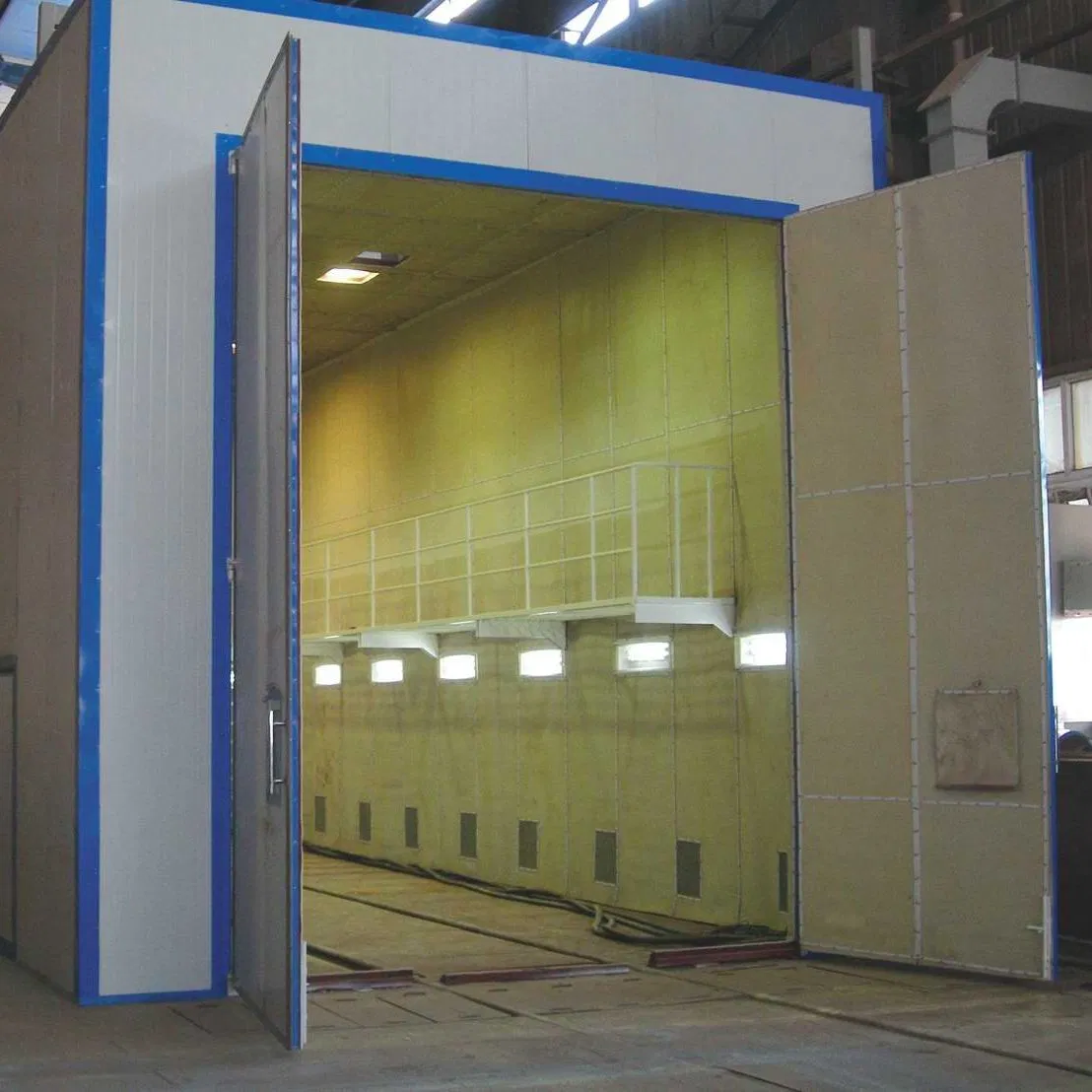 Automatic Sandblasting Booth System for Industrial Applications