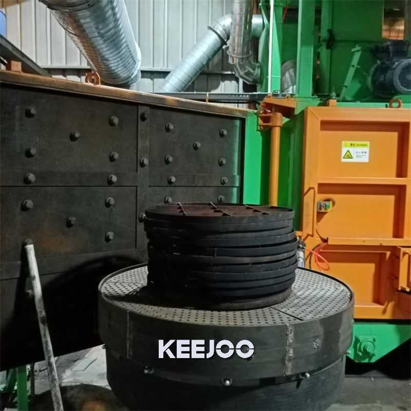 Turn Table Type Shot Blasting Machine