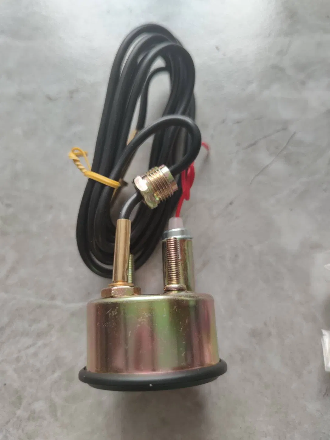 Diesel Generator Set Oil Filter Water Filter Air Filter 3908616 Water Heater Engine Parts