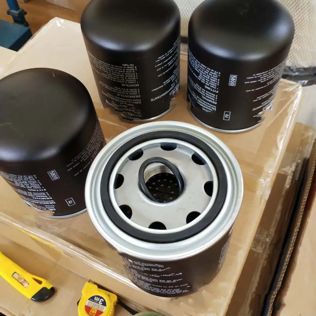 High Quality 2562323 Air Dryer Filter Used for Heavy-Duty Trucks and Buses