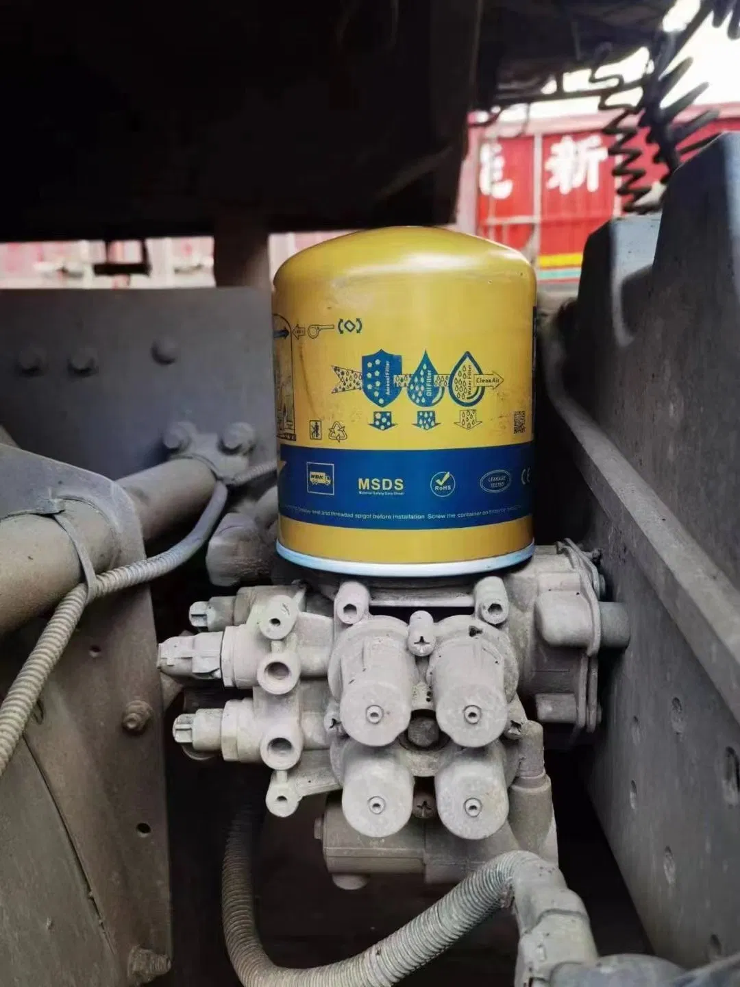 Wbk 14 Years Manufacturer 4324102442 Golden Heavy Duty Truck Air Dryer Filter