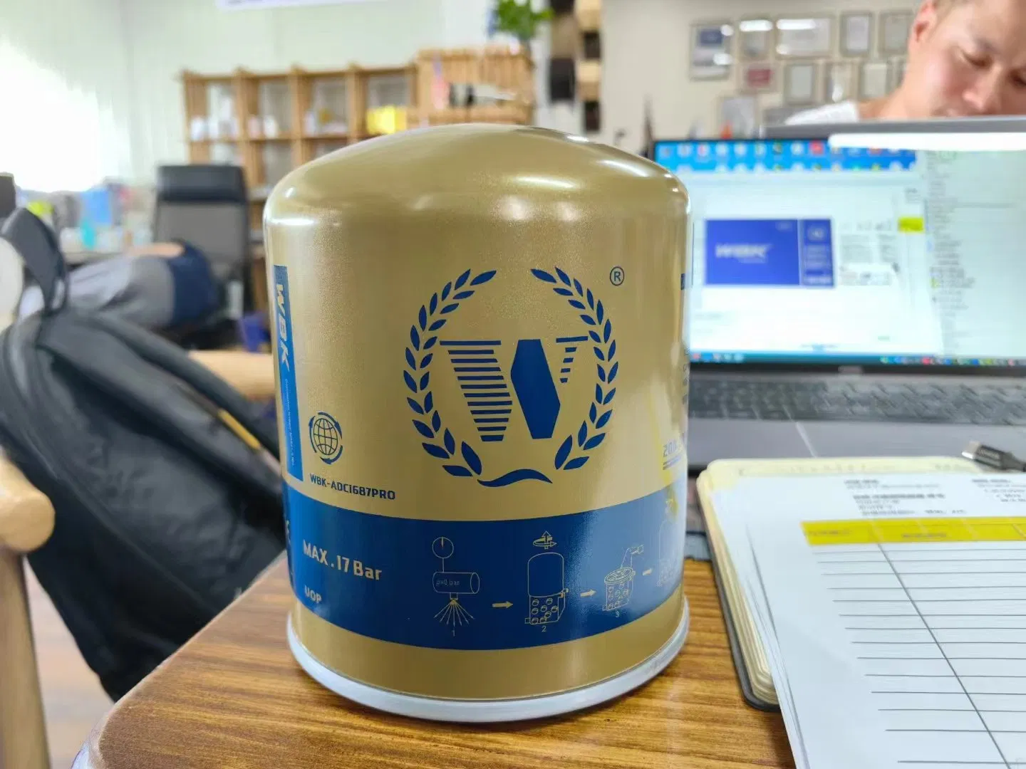 Wbk 14 Years Manufacturer 4324102442 Golden Heavy Duty Truck Air Dryer Filter