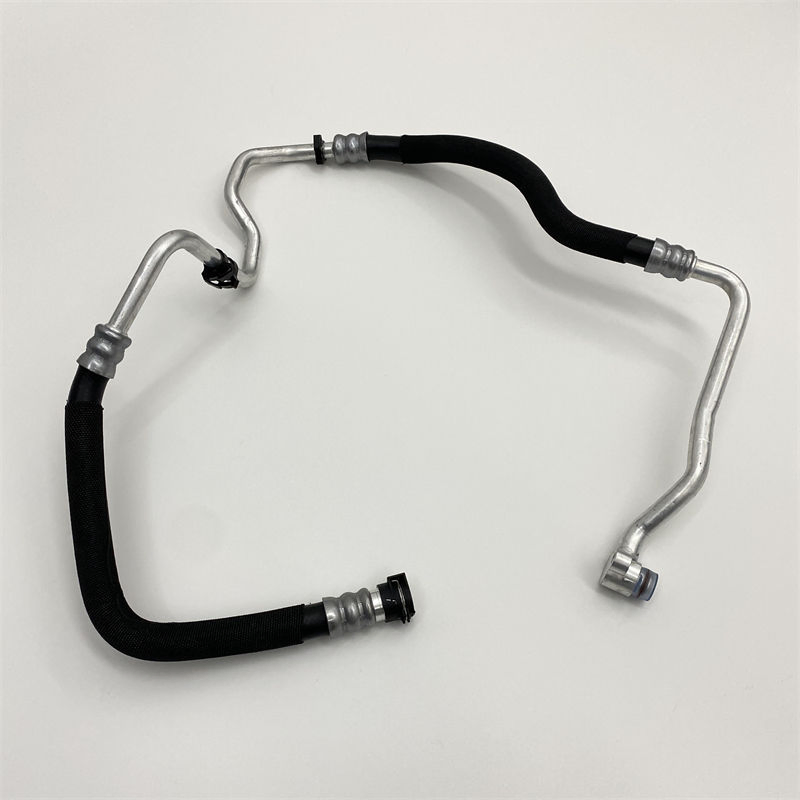 Stzt 17227589510 Car Engine Oil Cooler Line Transmission Oil Cooler Hose 1722 7589 510 for B MW F07 F12 F13