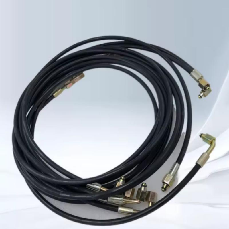 China National Heavy Duty Truck Group HOWO A7 Truck Hydraulic Hose Durable Original Equipment Manufacturer Parts in New Condition - Single Bend Cab Hose Size Wg