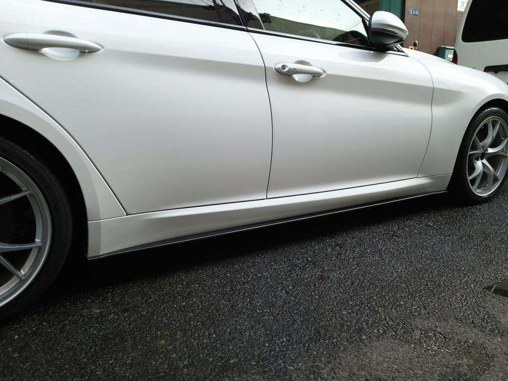 Carbon Fiber Side Skirts for Alfa Romeo Base Sport Sedan 2015-2022 Under Door Car Body Kit