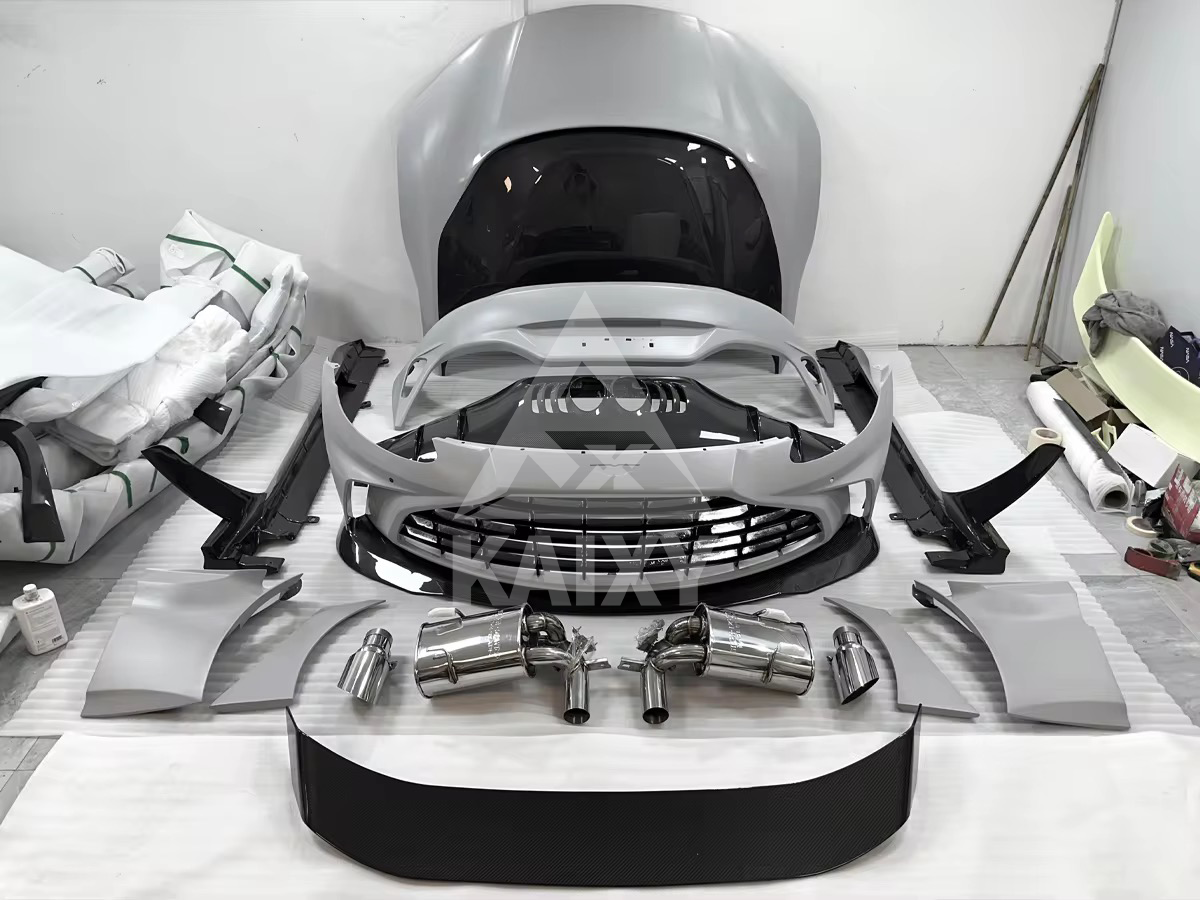 KXY Dry Carbon Fiber Bodykit for Aston Martin Vantage V12 Includes Front &amp; Rear Bumper Side Skirt Hood Fender Spoiler
