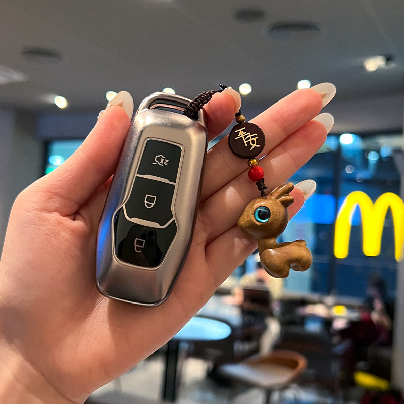Bulk Purchase TPU Material Luxury Car Key Covers Elastic Soft Scratch Resistant Lightweight Design Ford Cars Accessories