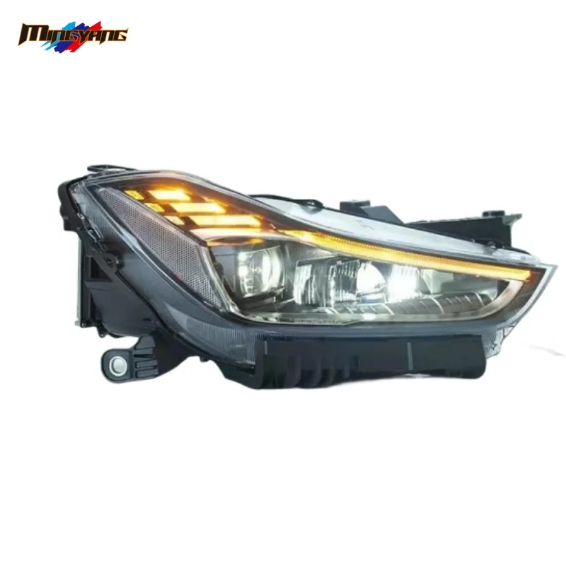 Maserati Ghibli Head Light detail 2