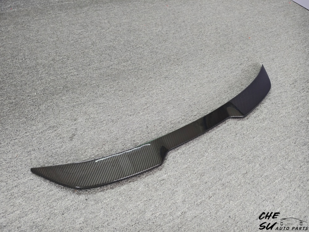 707 Style Dry Carbon Fiber Rear Spoiler Body Kit for Aston Martin DB11