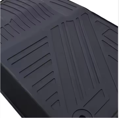 PVC Full Set Vehicle Accessories for Jeep Compass 2017-2023 Non-Skid Luxury Camo Forest Design