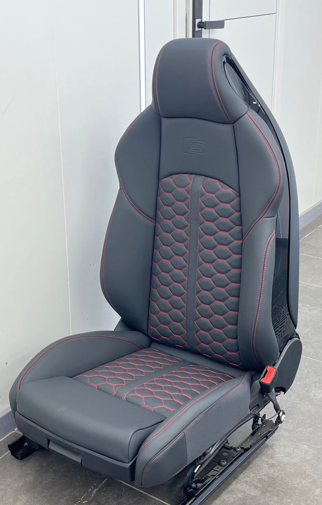 Car Interior Accessories Luxury Leather Universal Car Seat Covers for audi