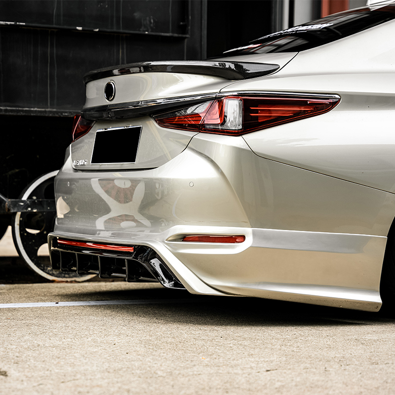 Wholesale Factory Car Modified Parts Upgrade New Style Car Body Kit Accessories Rear Diffuser for lexus Es 2019+