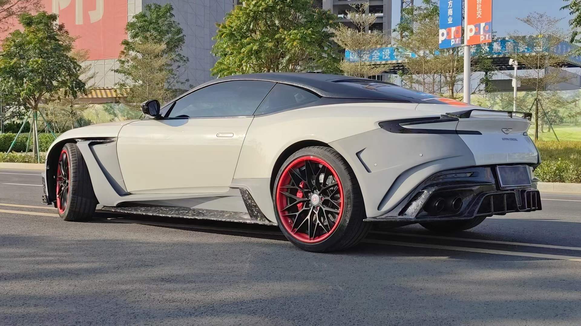 Aston Martin DB11 Body Kit View 5