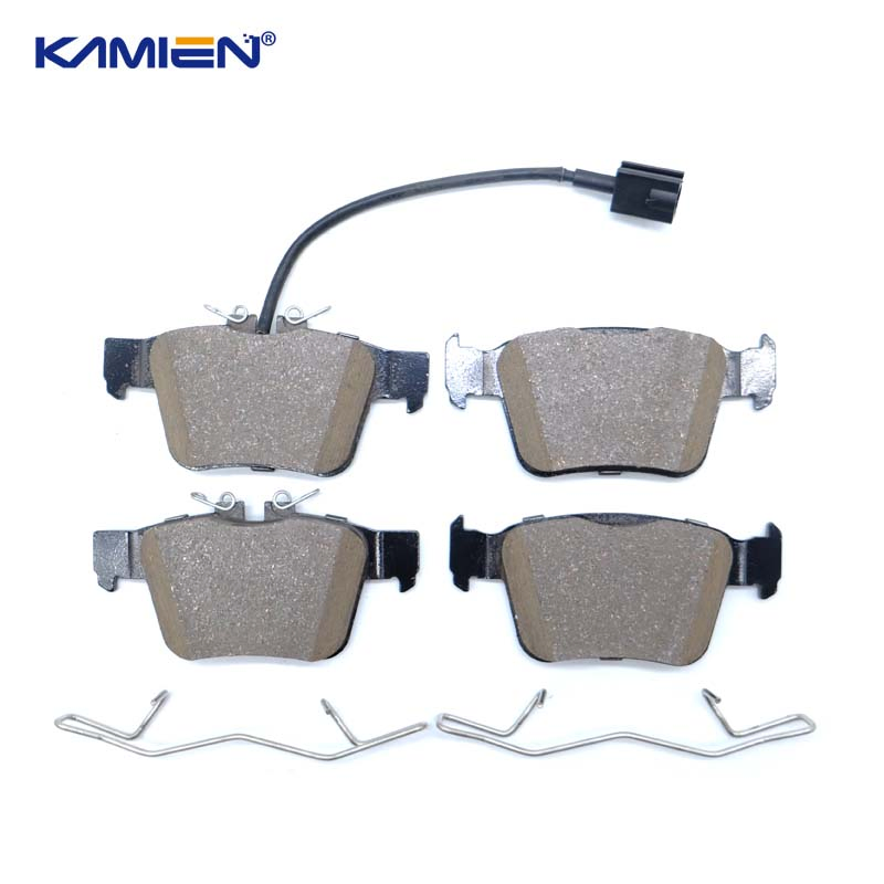 Brake Systems Auto Parts Ceramic Front Brake Pad for Maserati (673012041)