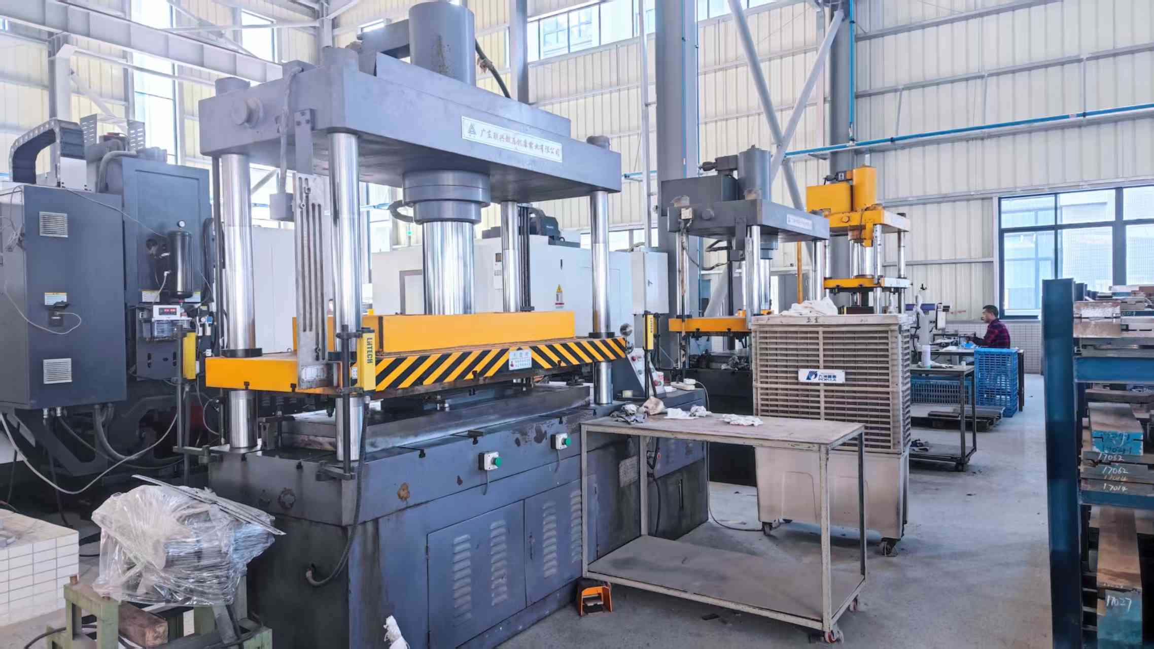 Heavy-duty Hydraulic Press Unit