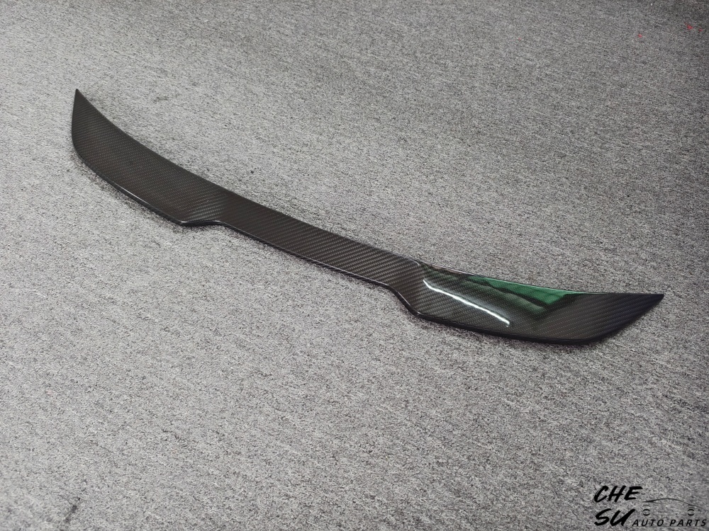 707 Style Dry Carbon Fiber Rear Spoiler Body Kit for Aston Martin DB11