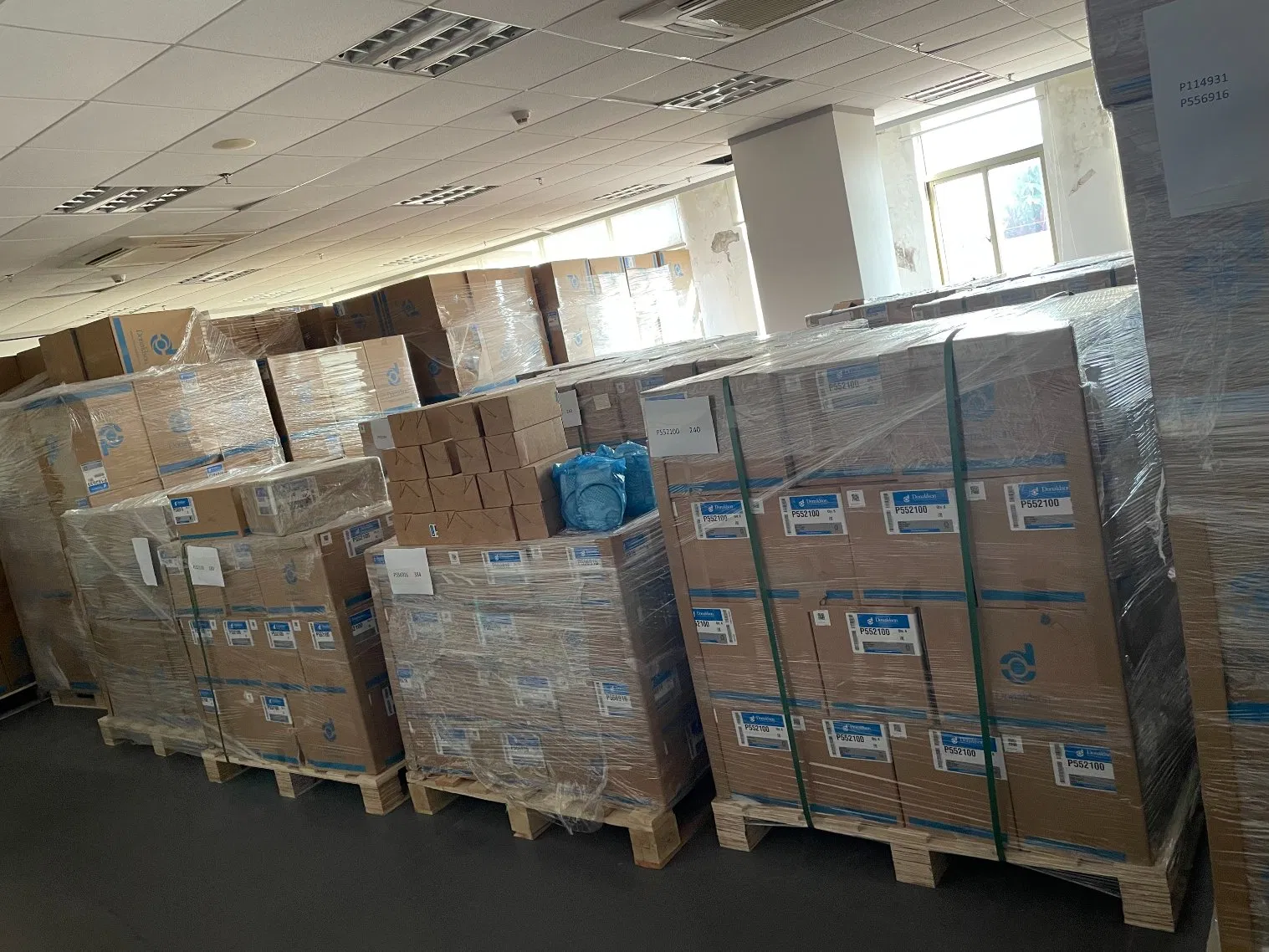 Donaldson Fuel Filter P551315 for Caterpillar Excavator Truck