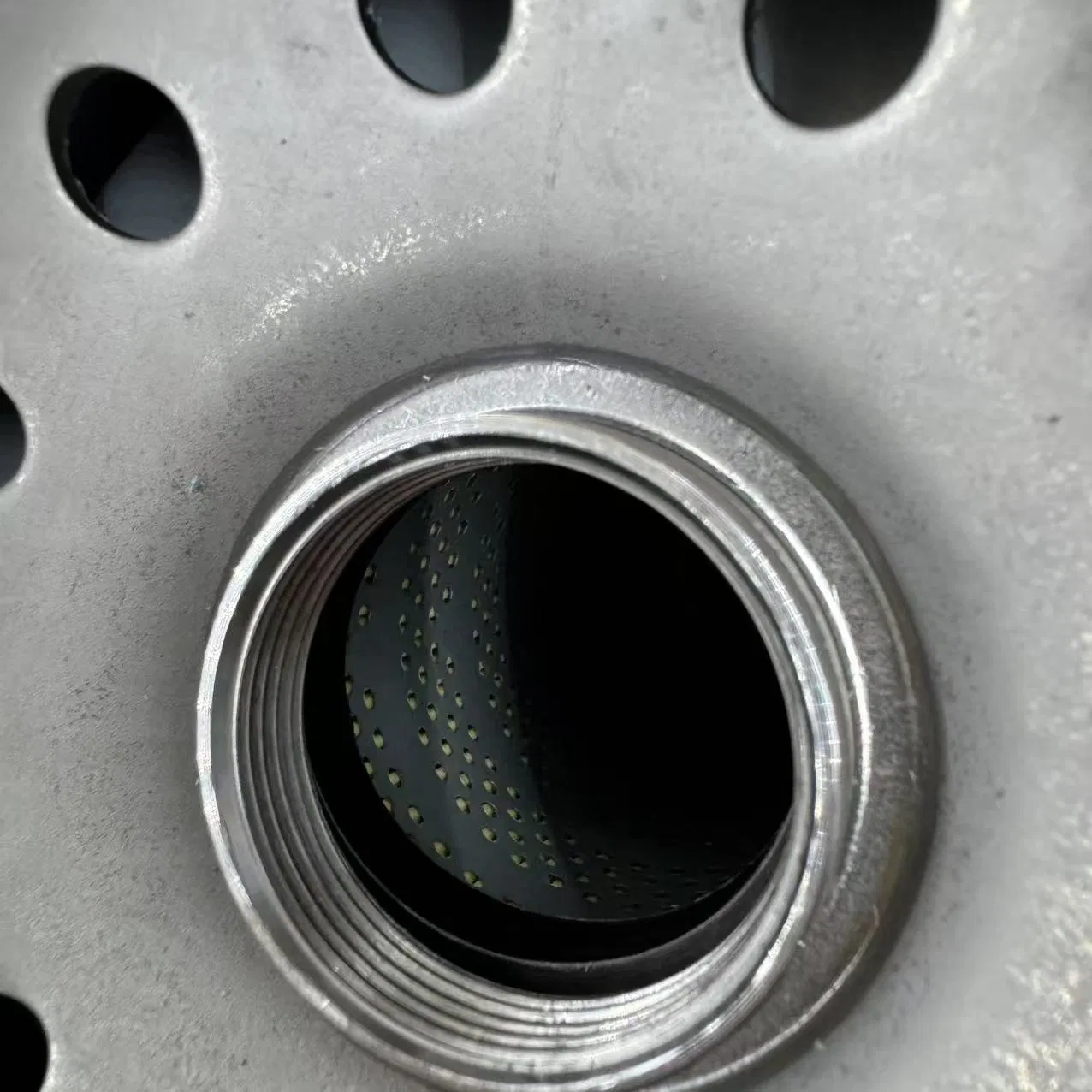 Multi-Layer Synthetic Media Oil Filters 99% Filtration Efficienc Hf6776