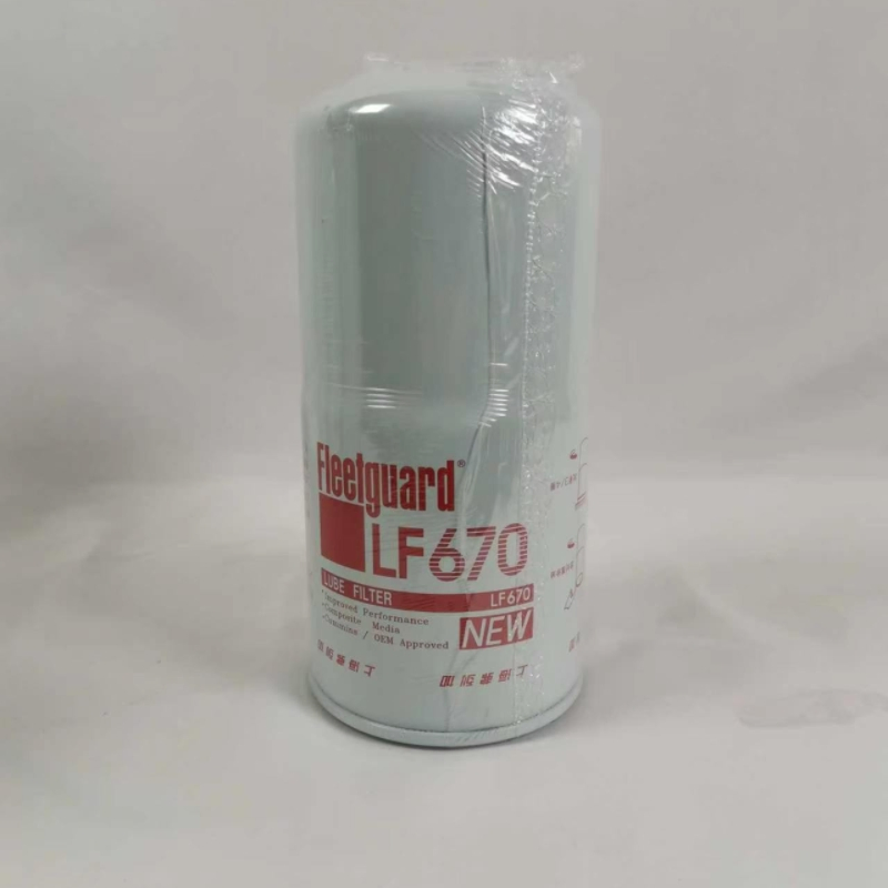 Fleetguard LF670 Oil Filter for Cummins K19/K38 Engine 3889310/3313279