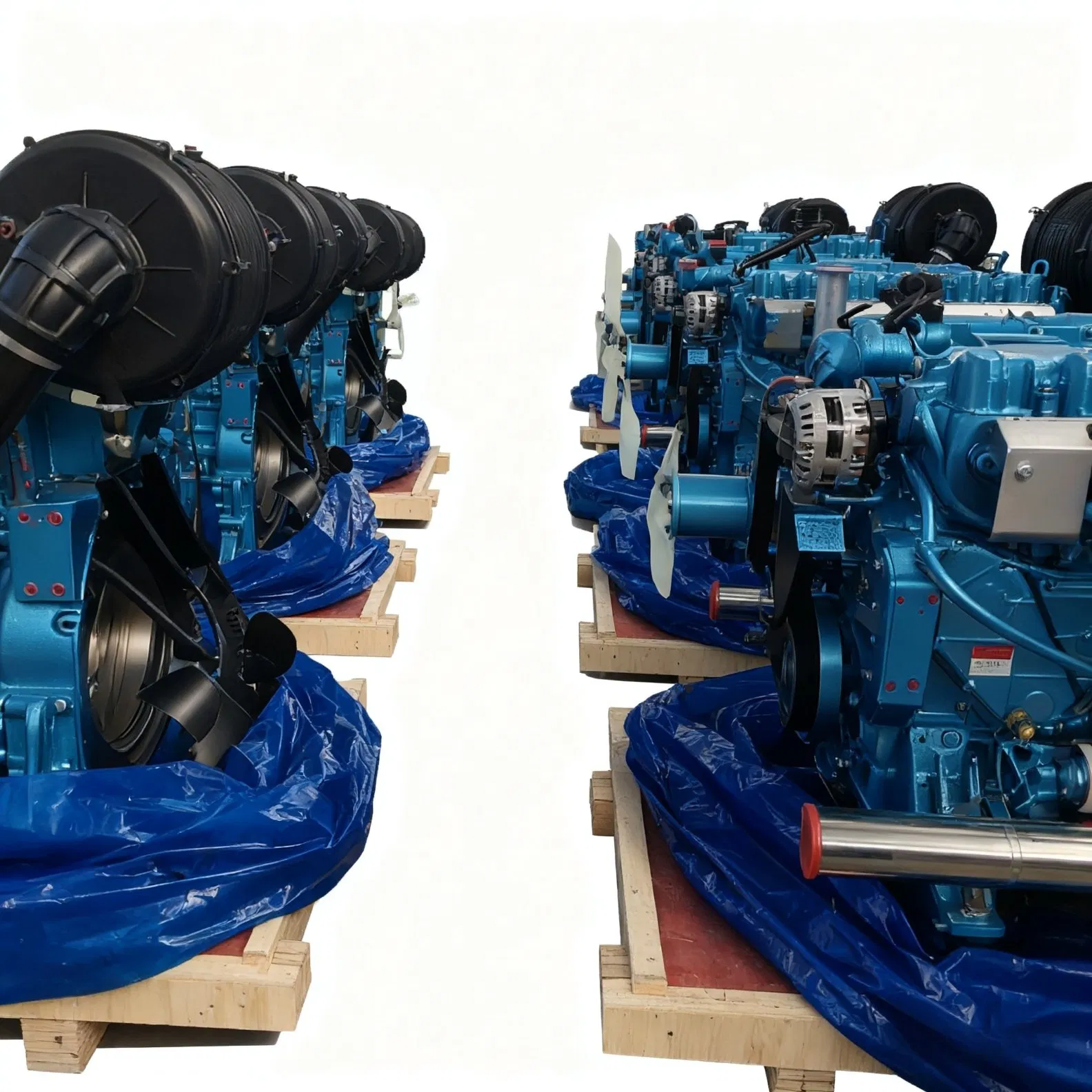 Efficient Inline 6-Cylinder Engine. Advanced Water-Cooling System Ensures Optimal Operating