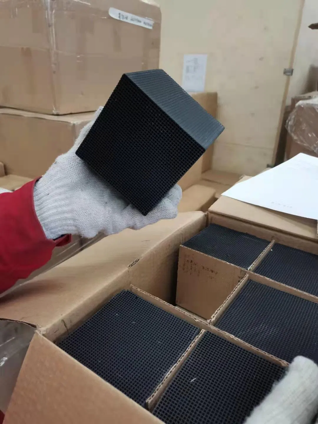 Honeycomb Activated Carbon Filter for Absorbing Hotel Kitchen Fumes with Factory Price China Wholesale