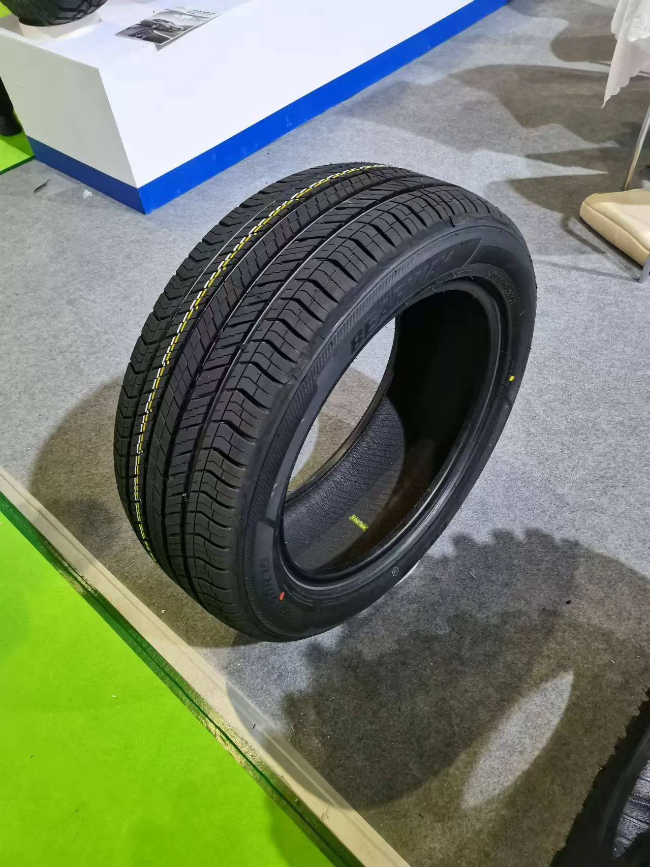 High Quality Comfort Ride Passenger Car Tyres Quality Wheels Tires &amp; Accessories for Vehicles