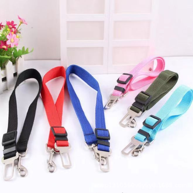 Hnayang Factory Adjustable Dog Car Harness Dog Seatbelt Durable Nylon Retractable Pet Seat Belt Dog Accessories Leash Leads Car Seat Belt Seatbelt for Dogs