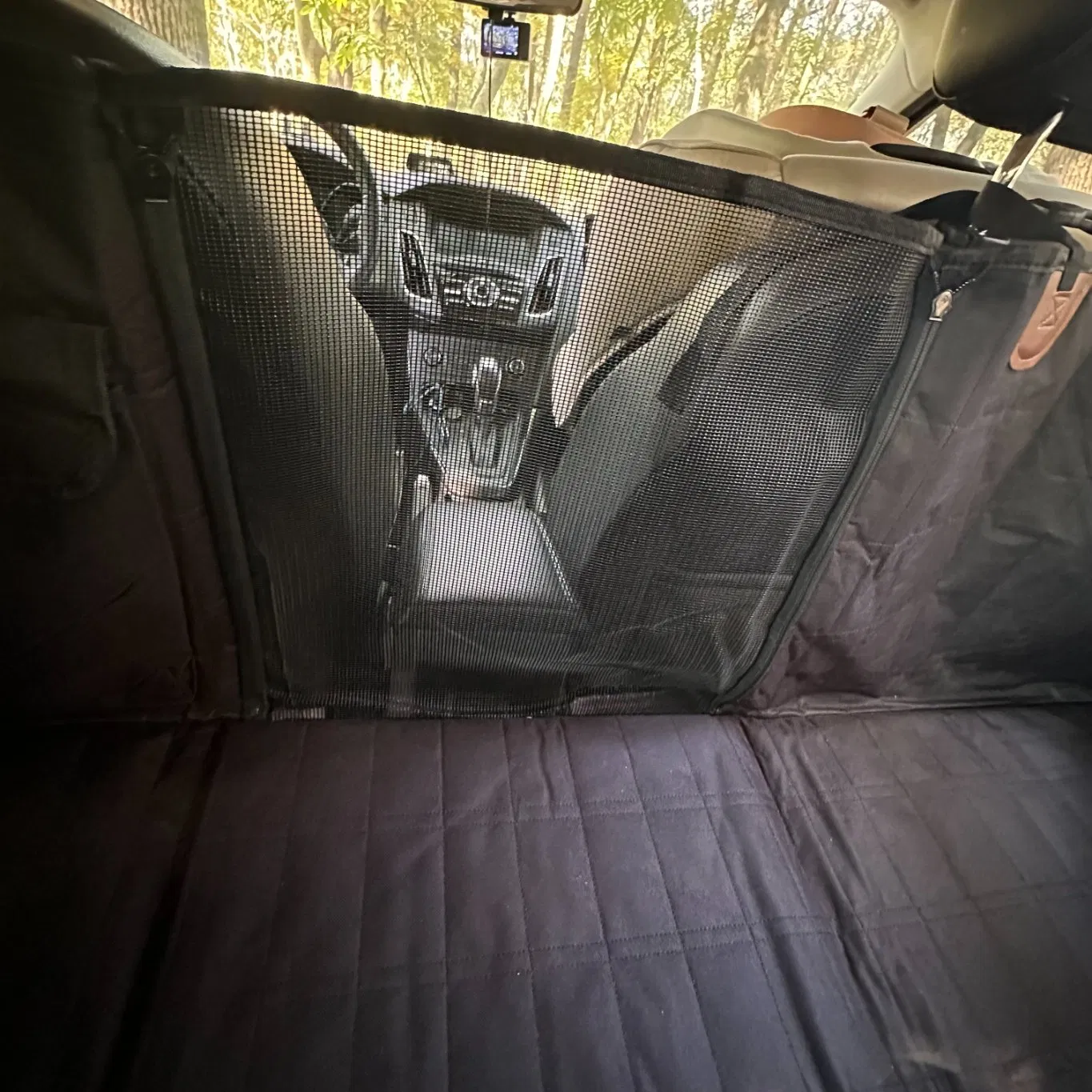 Made of High Quality Oxford for Comfort Durability Car Pet Seat Cover