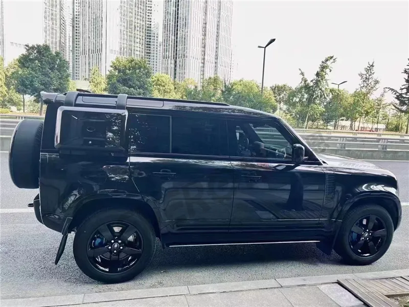 Modified Defender Side