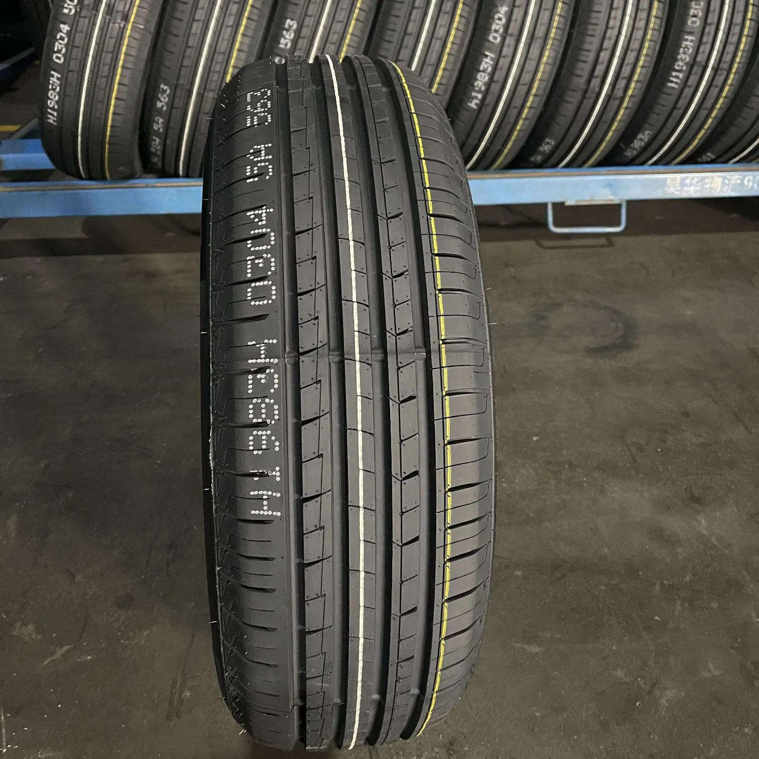 High Quality Comfort Ride Passenger Car Tyres Quality Wheels Tires &amp; Accessories for Vehicles