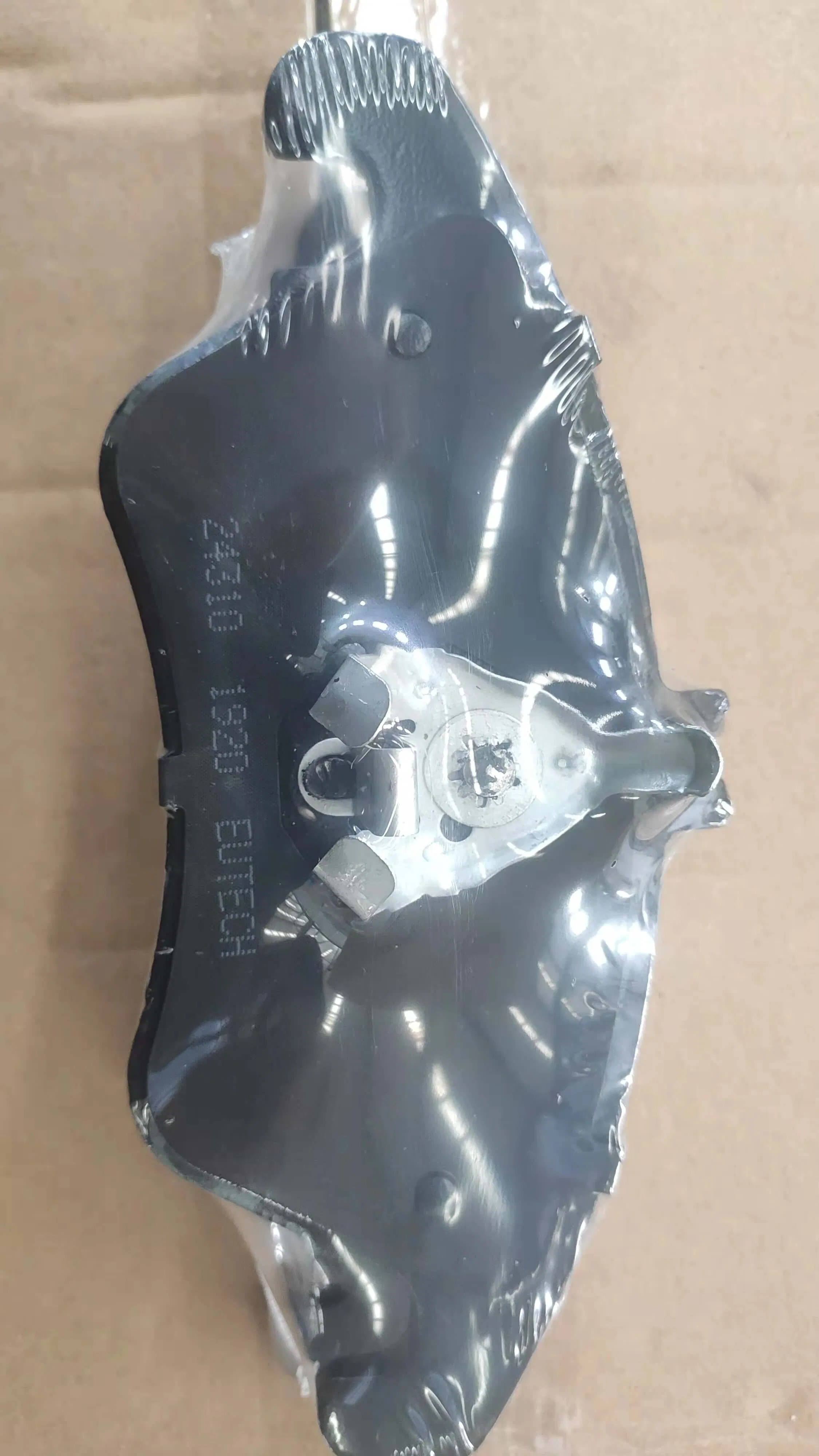 New Upgraded Good Heat Dissipation Brake Pads Safety Car Accessory Front Rear Brake Pads for Passenger Vehicle Car