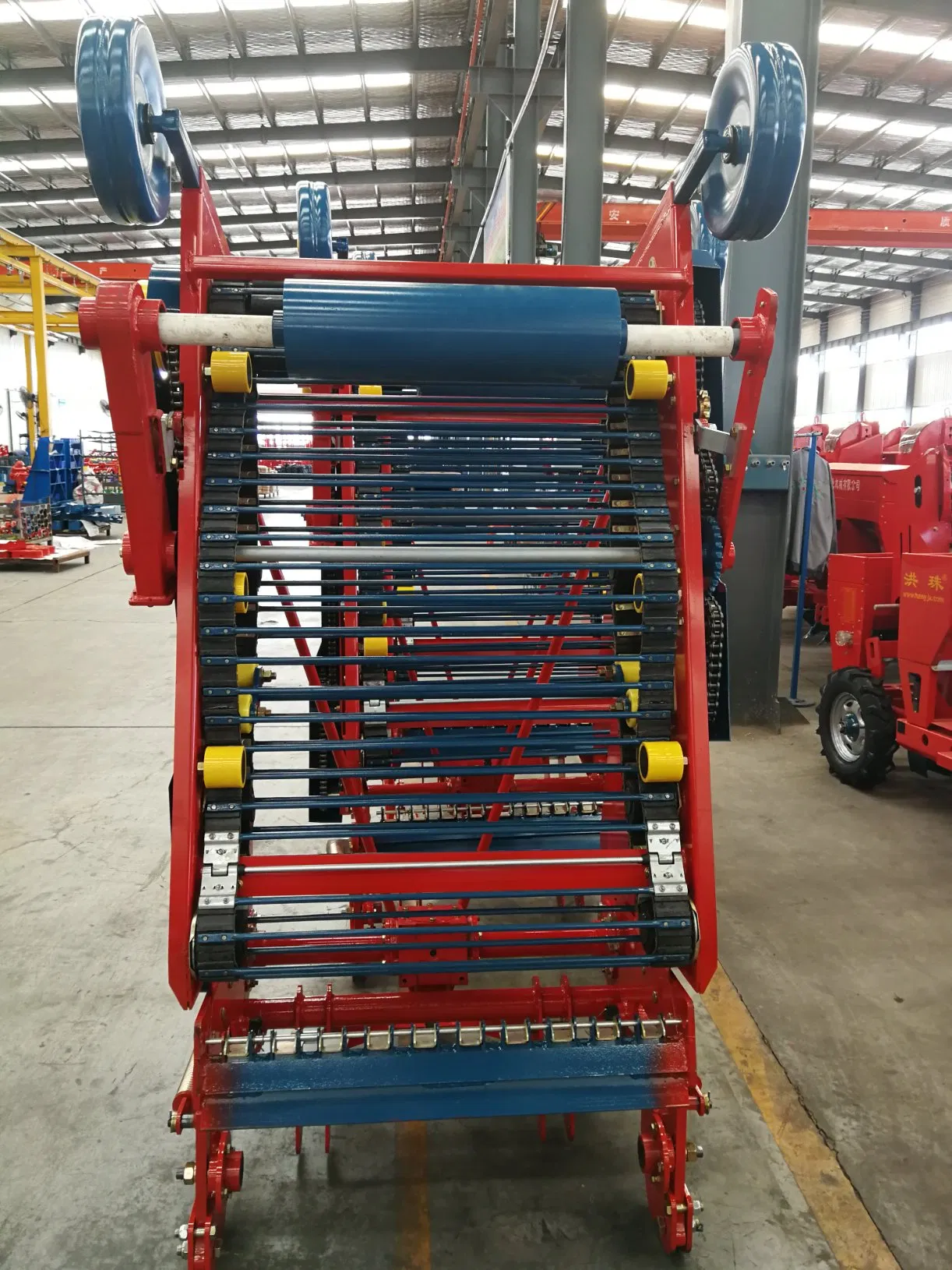 Colheitadeira de Batata para Trator Pneus Flutuantes Uso Agrícola Peças Preço de Atacado Digger de Batata Doce