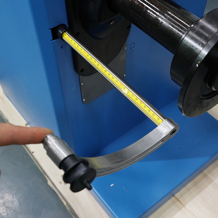 Alinhamento e Balanceamento de Rodas de Alta Precisão Tcm710