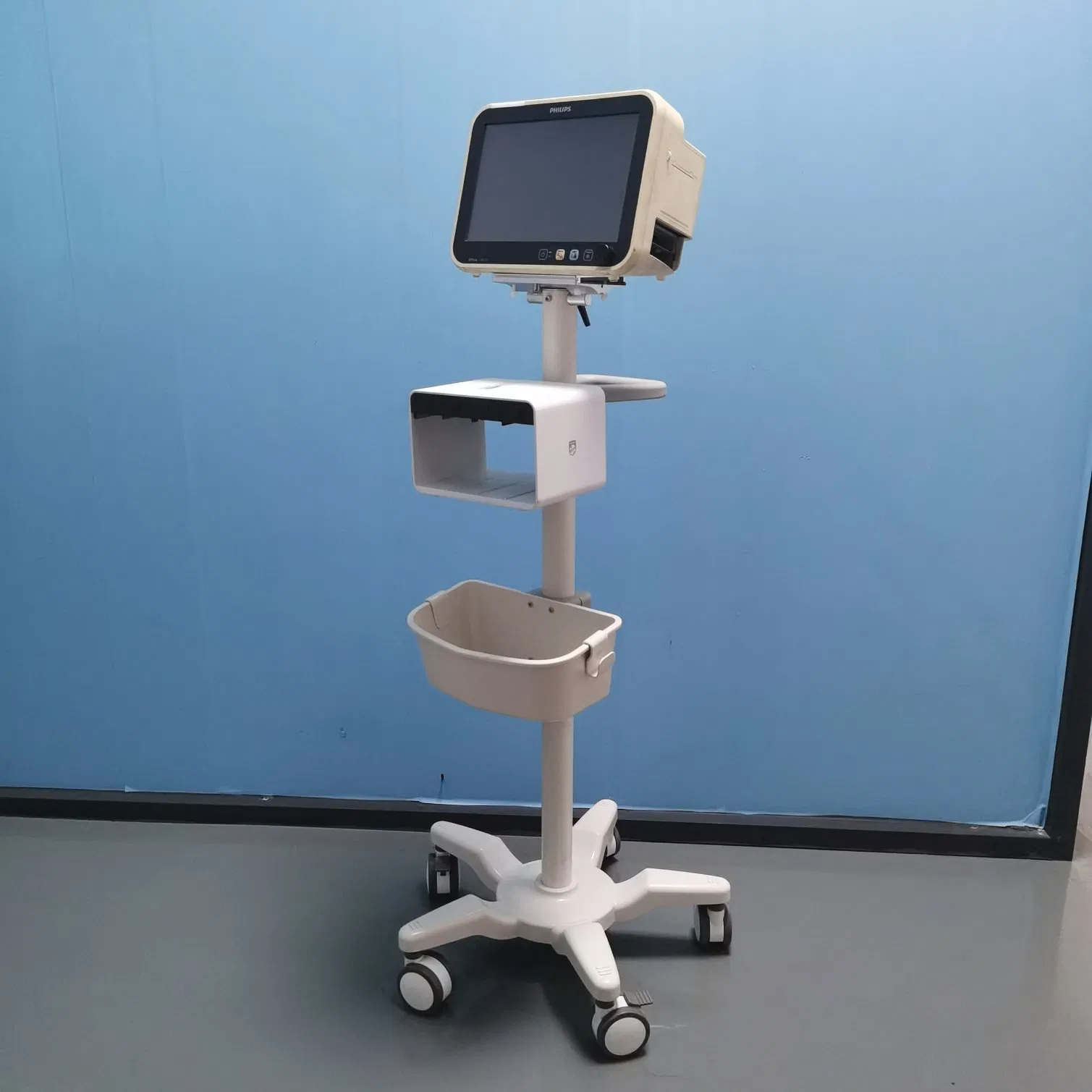 High-End Medical Carts for Efficia Cm Patient Monitor
