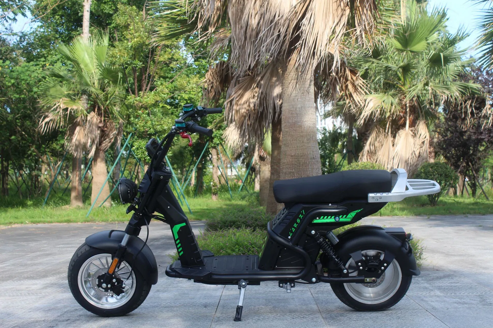 Scooter Four for 8 Year Old in Dubai Two Seater Knee 6000W Second 72V 8000W 60V Powerful Swings Big Sharing V Electric Scooters