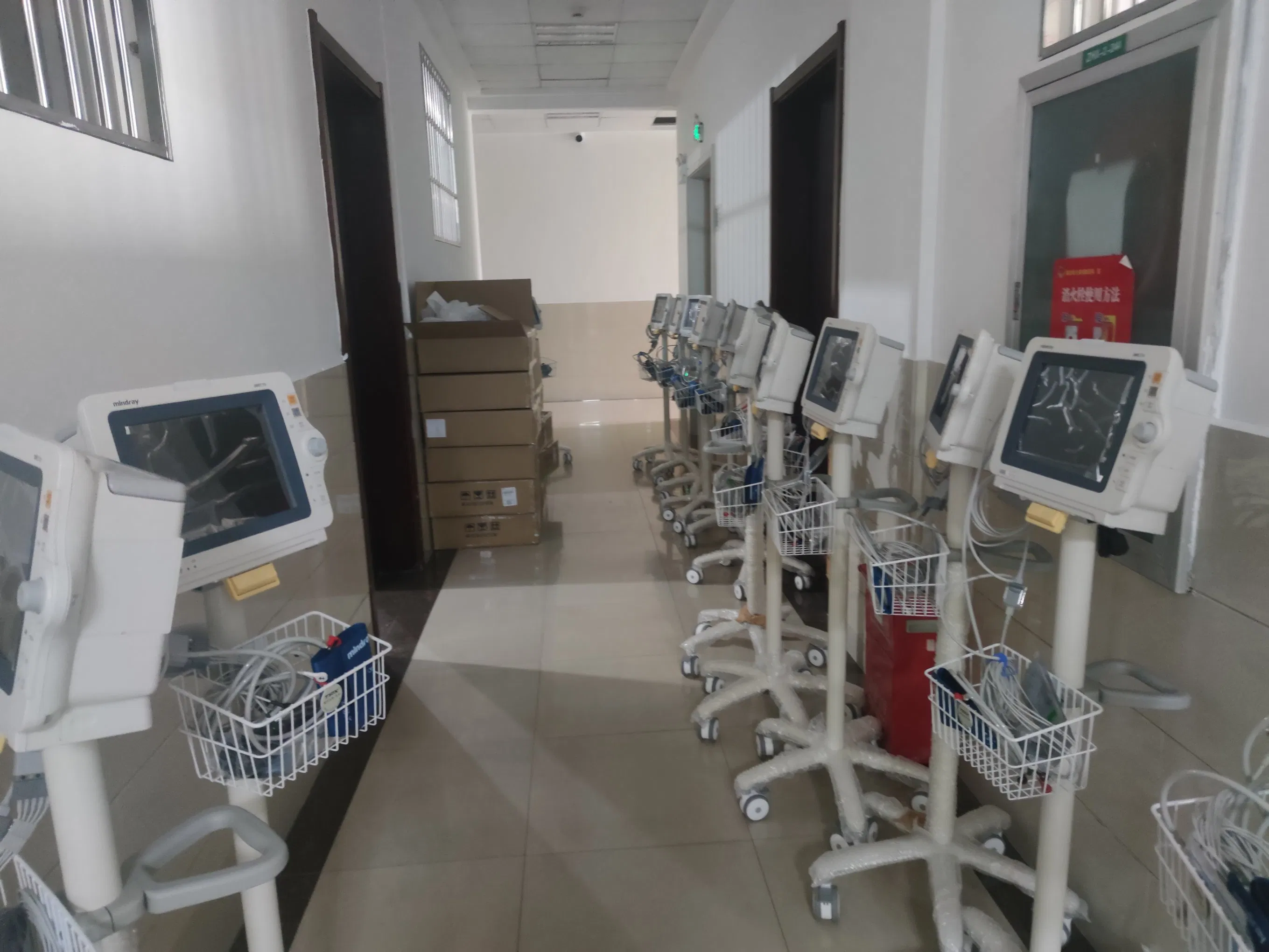 Medical Equipment Cost-Effective Patient Monitor Carts