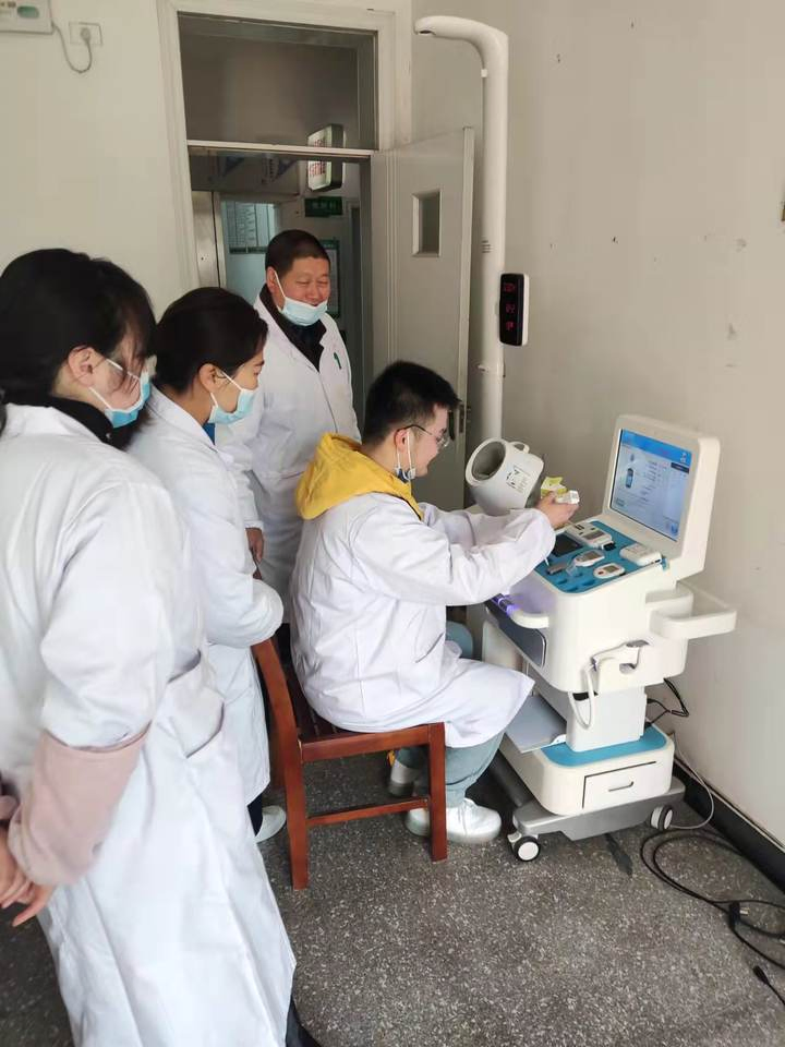 Leka Telemedicine Kiosk Self Service Health Checkup Kiosk