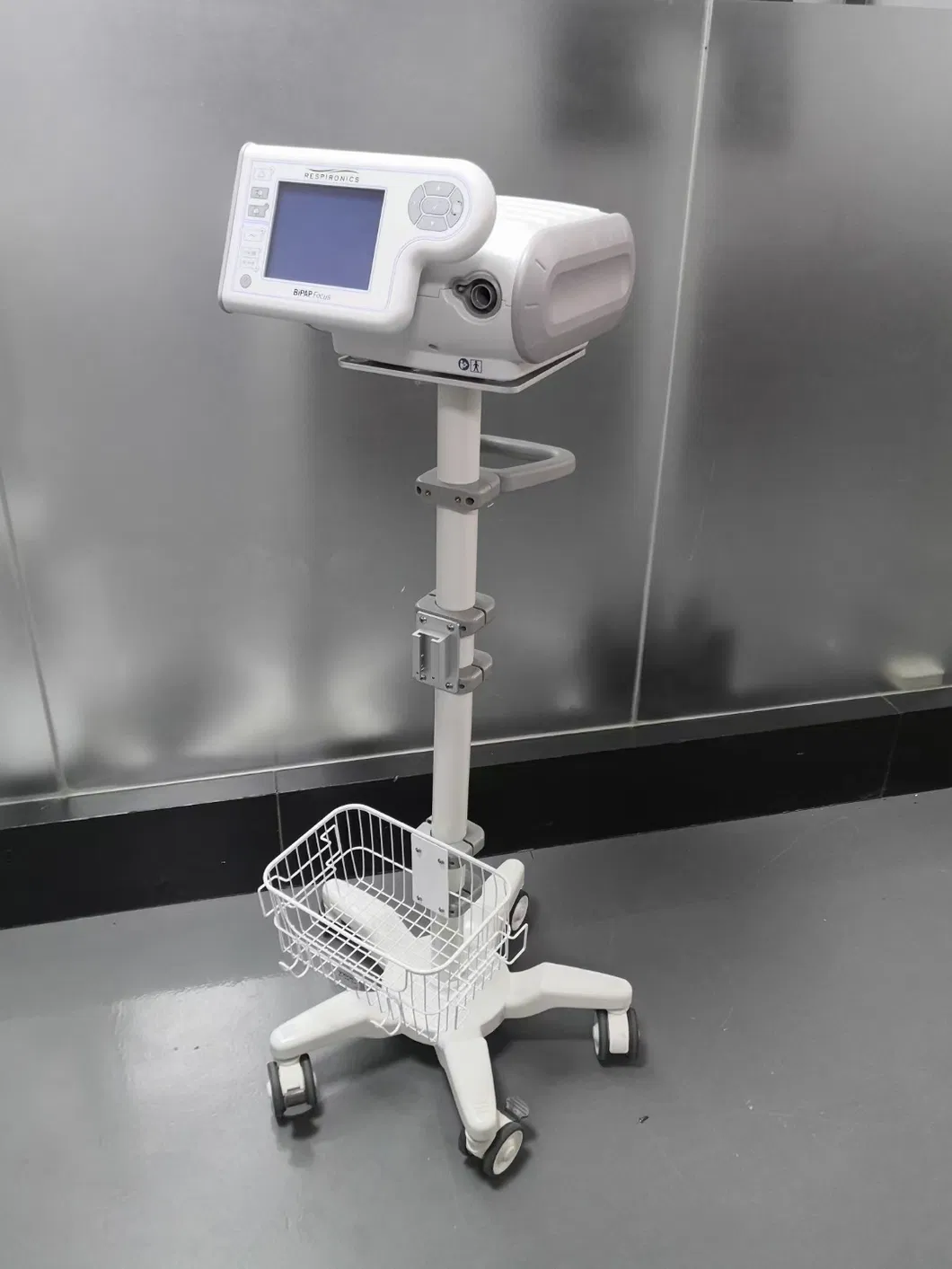 Medical Trolley for Ventilator 2