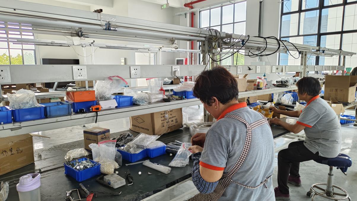 Final assembly of Avelar Medical products