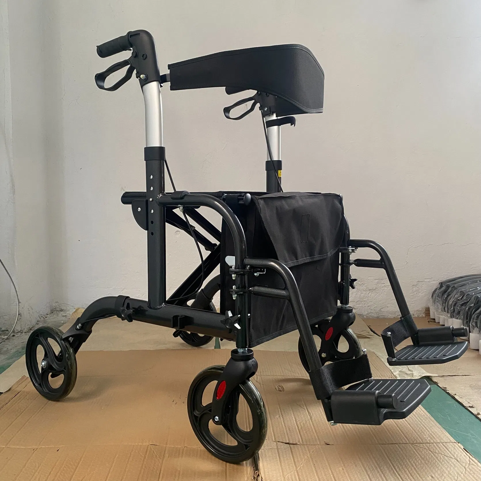 Aluminum Foldable Rollator with Wheel Sc-Rl02 (A)