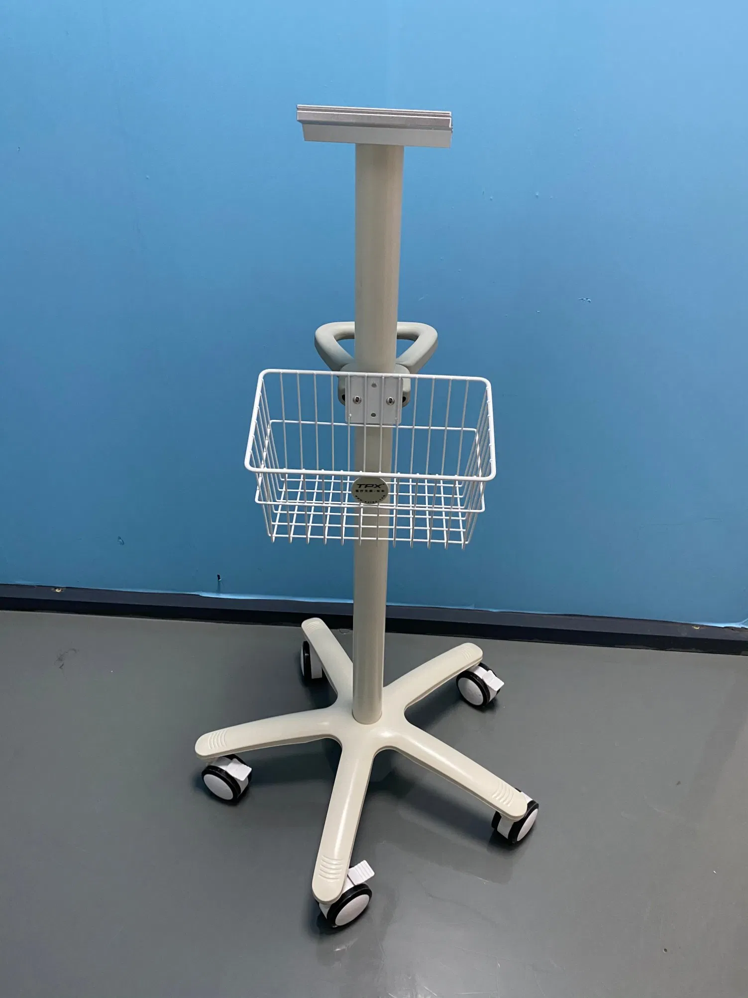 Medical Equipment Cost-Effective Patient Monitor Carts
