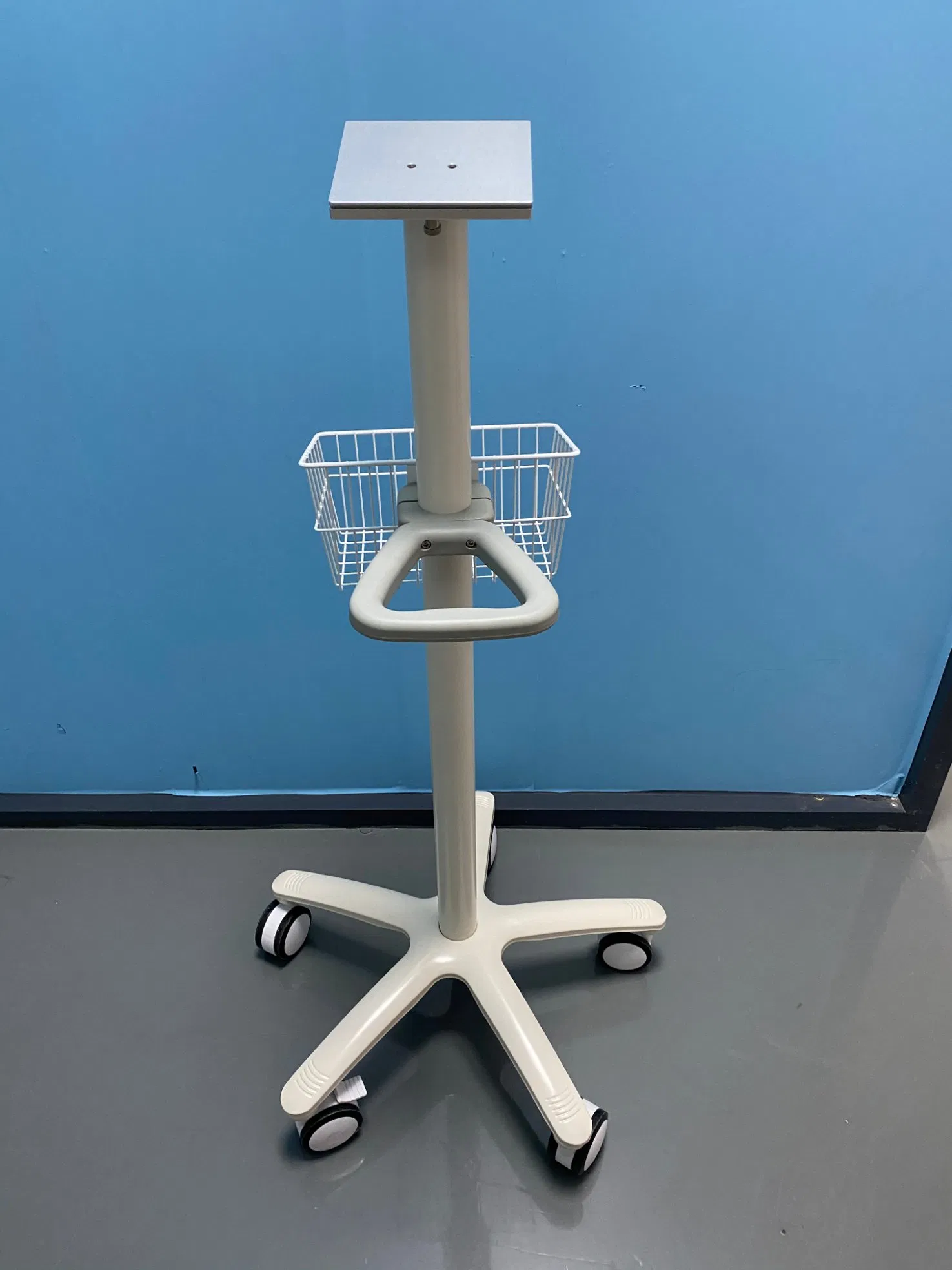 Medical Equipment Cost-Effective Patient Monitor Carts