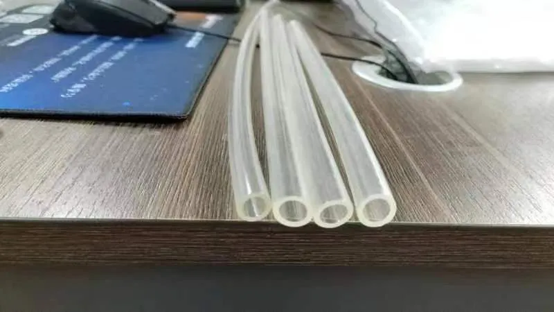 خط بثق شرائط الإغلاق التلقائي، خط بثق المطاط، خط الفلكنة للمطاط، خط إنتاج الأختام المطاطية، خط إنتاج شرائط المطاط EPDM، آلة البثق المشترك