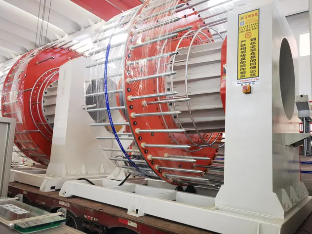 خط إنتاج عالي الكفاءة لأنابيب HDPE/PPR/Mpp بتقنية البثق المتعدد الطبقات بواسطة برغي مفرد