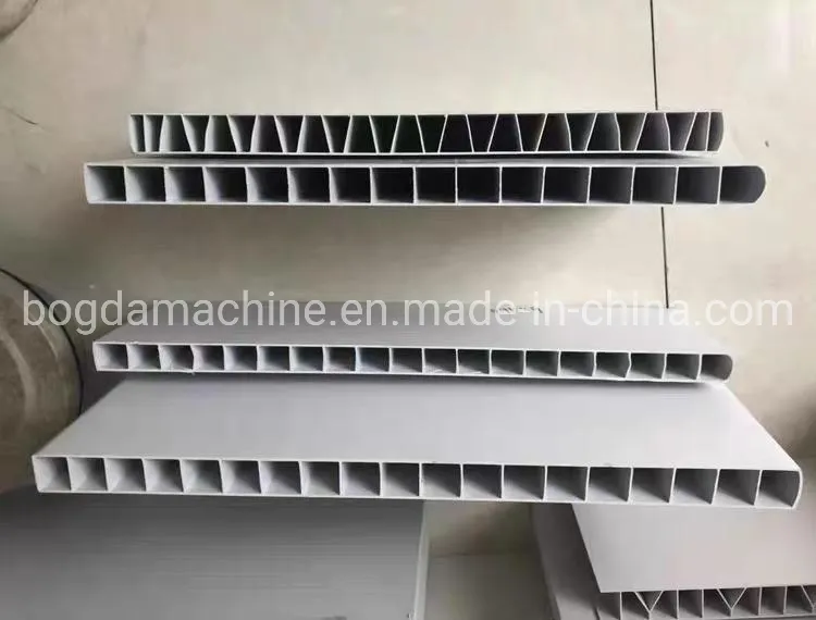 قالب بثق لوحات PVC المجوفة