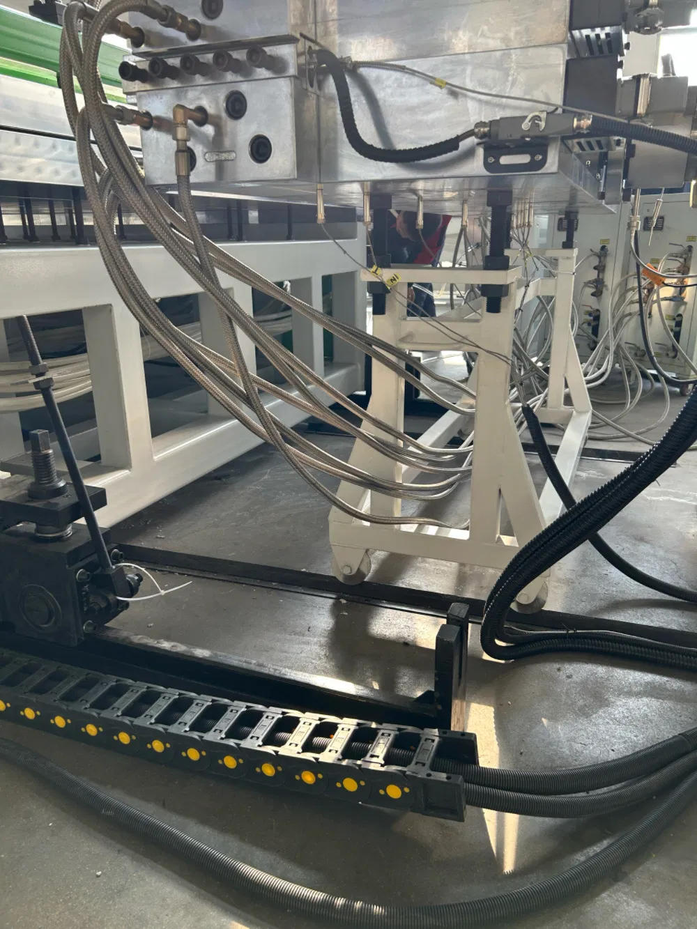 قالب من الصلب عالي الدقة 2200mm لعرض 2050mm ألواح الرغوة PVC