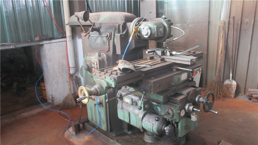 Milling Machine - Axelrod