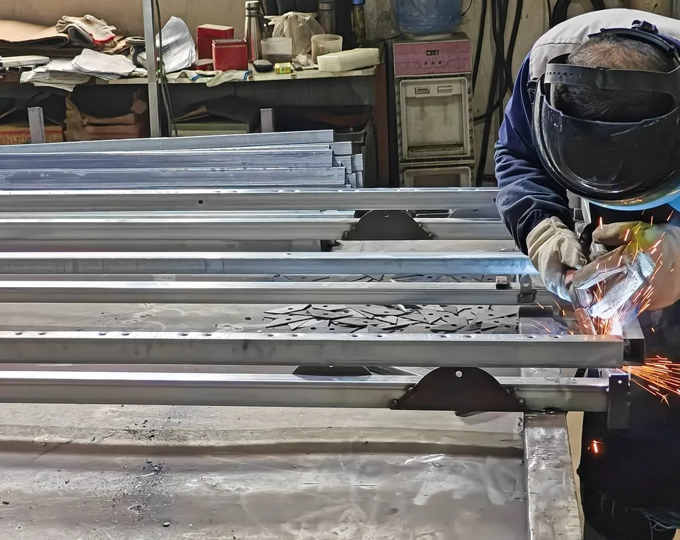 Instalaciones de soldadura y fábrica