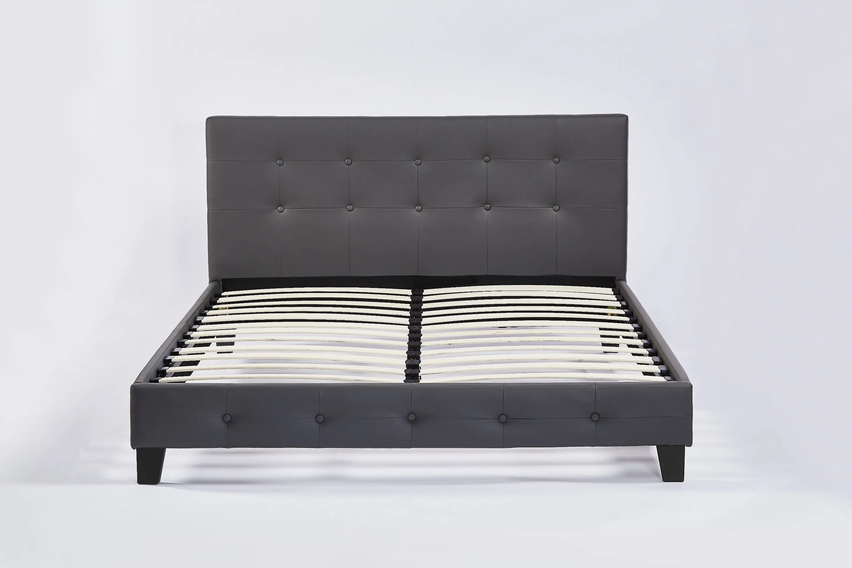 Cama King Size de Cuero Moderno con Estructura Tapizada de Cuero