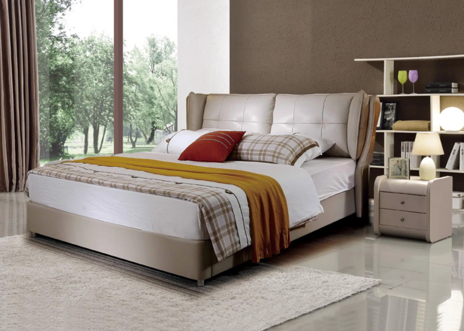 Cama King de Madera Sólida Elegante con Tapicería de Cuero Premium